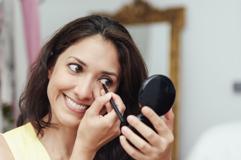 Makeup I Consigli Per Truccare Gli Occhi In Sicurezza Bella Magazine
